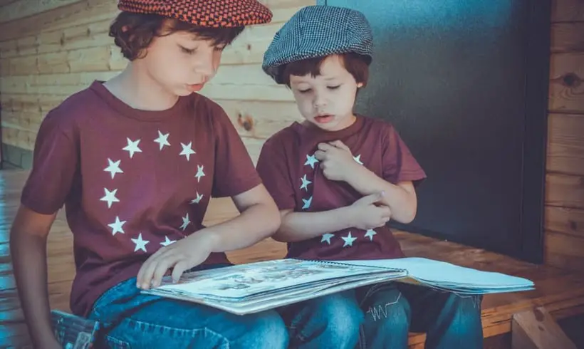 Estrategias de aprendizaje de la lengua a través de rimas y coplas infantiles Estrategias de aprendizaje de la lengua a través de rimas y coplas infantiles