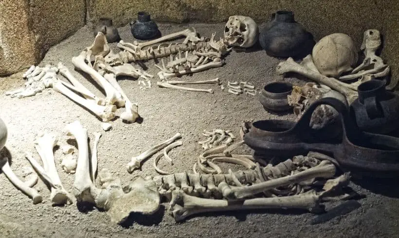Para qué sirve la arqueología Objetivos-del-Romance