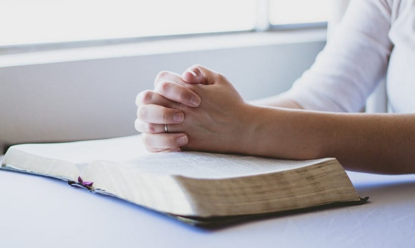 Te ayuda a amar más La Biblia En-qué-consiste-un-lenguaje-de-programación